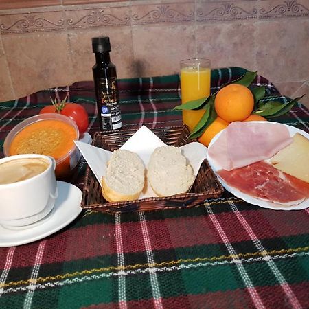 Hostal Meson La Era Riogordo Екстер'єр фото